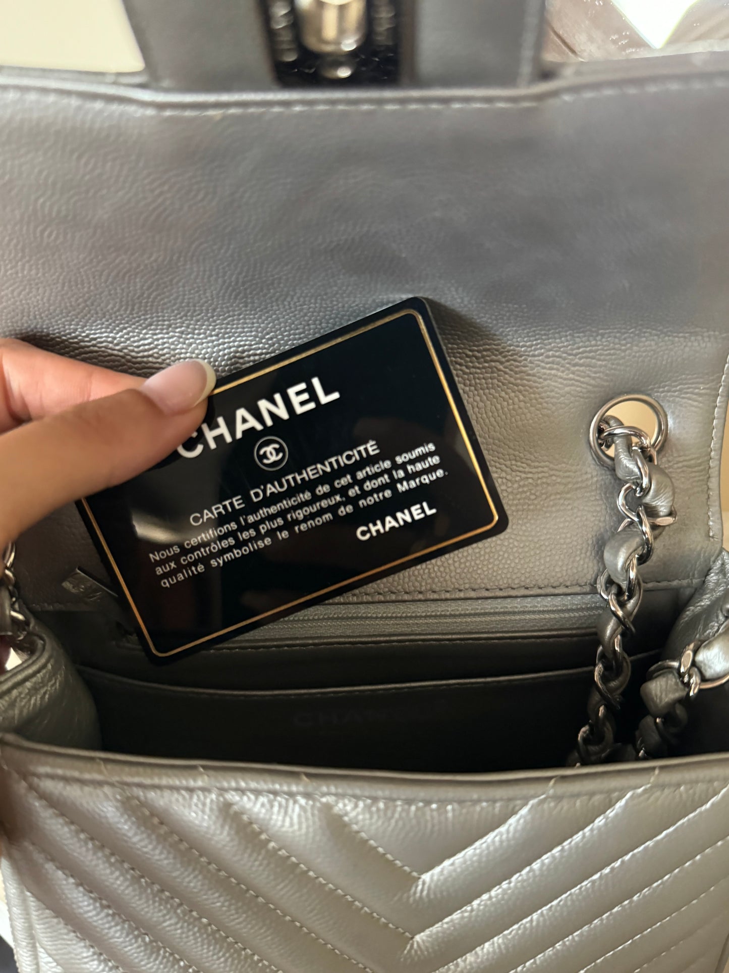 Chanel Mini square Chevron argento