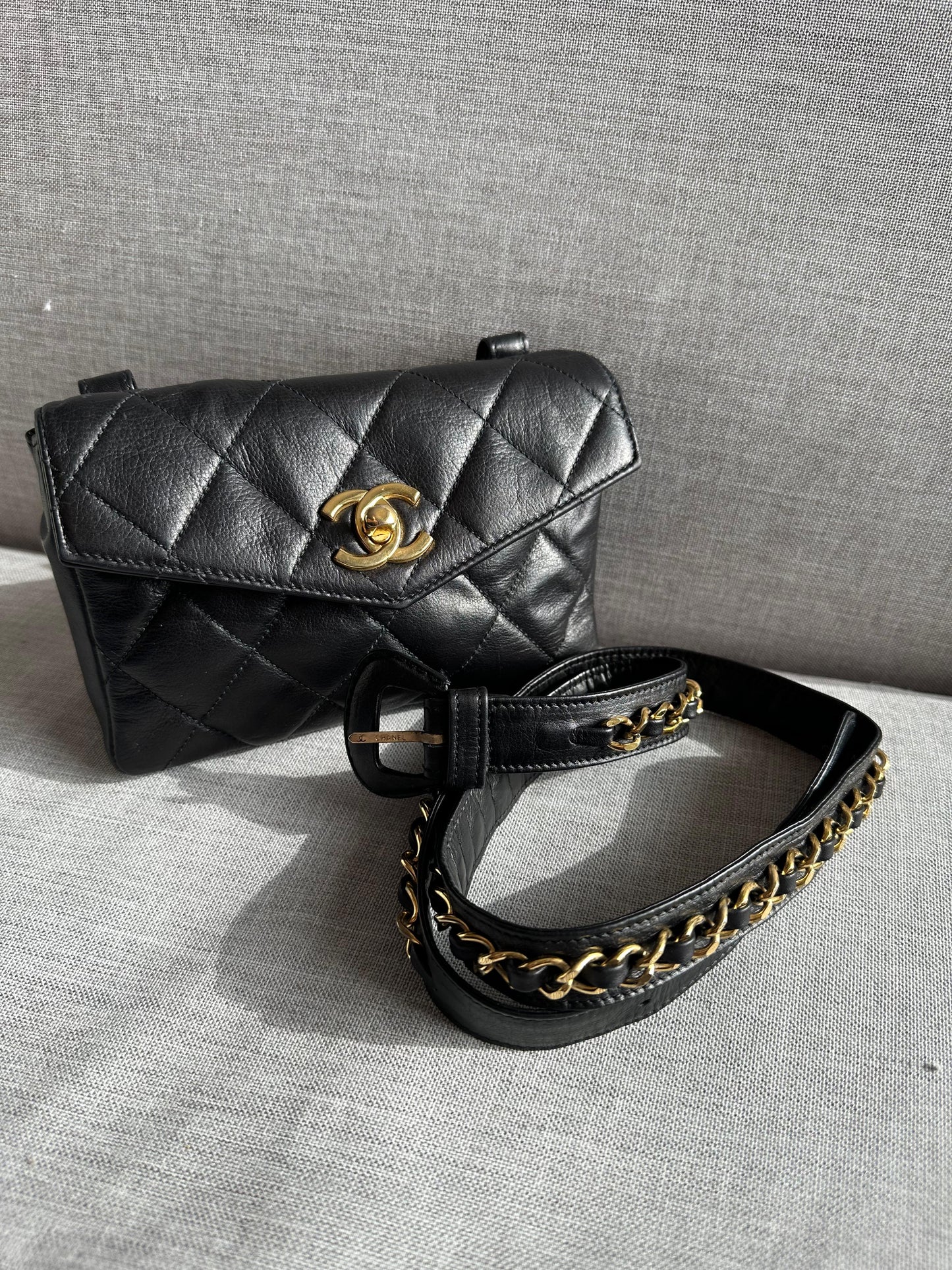 Vintage Beg on Belt Chanel