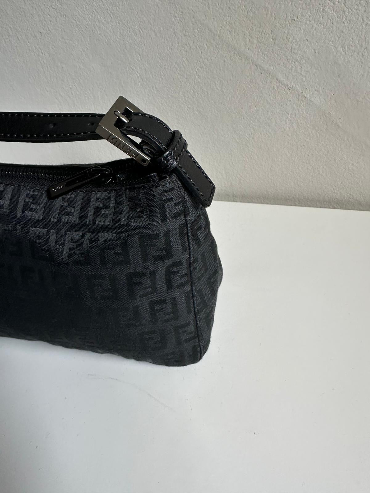 Fendi Monogram nera