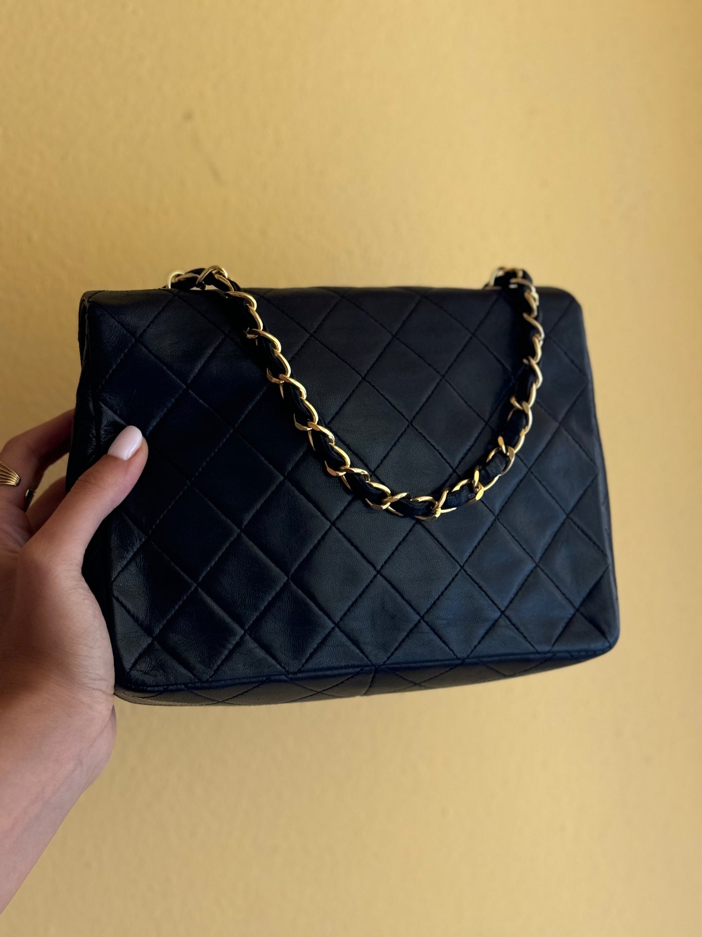 Chanel Mini square nera