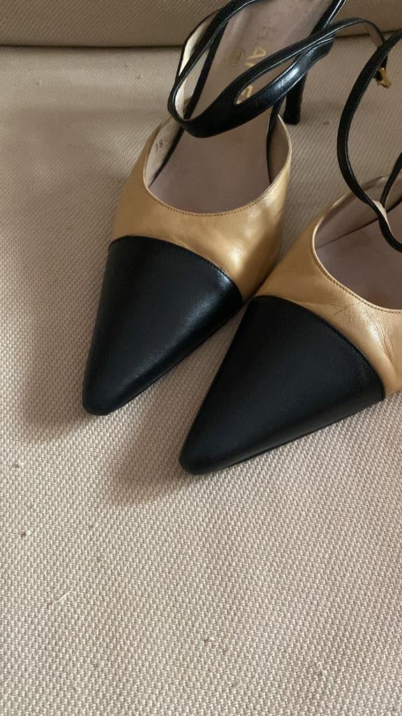 Vintage Bicolor Classic Slingback Chanel