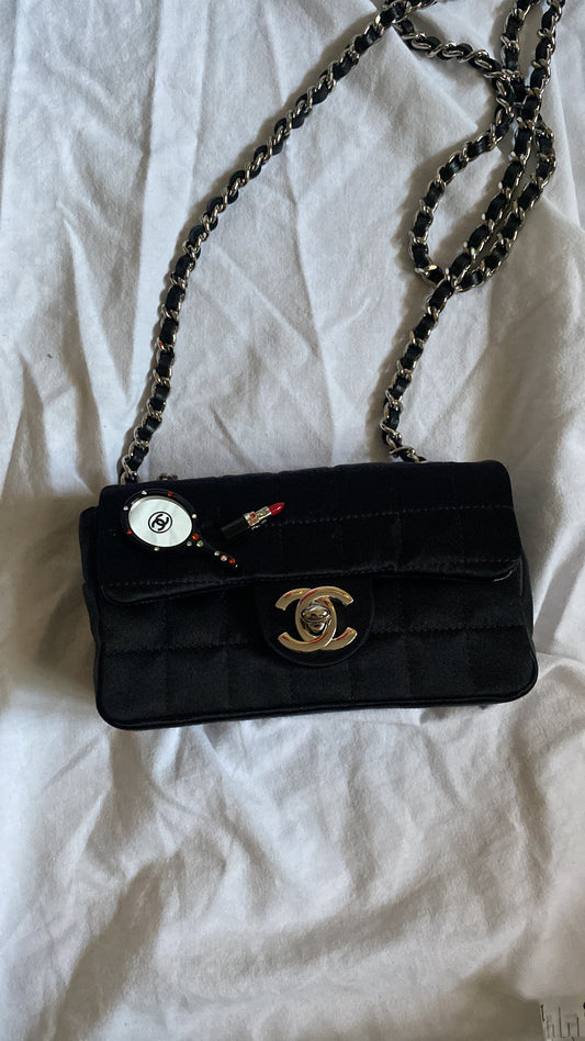 Chanel Mini nera