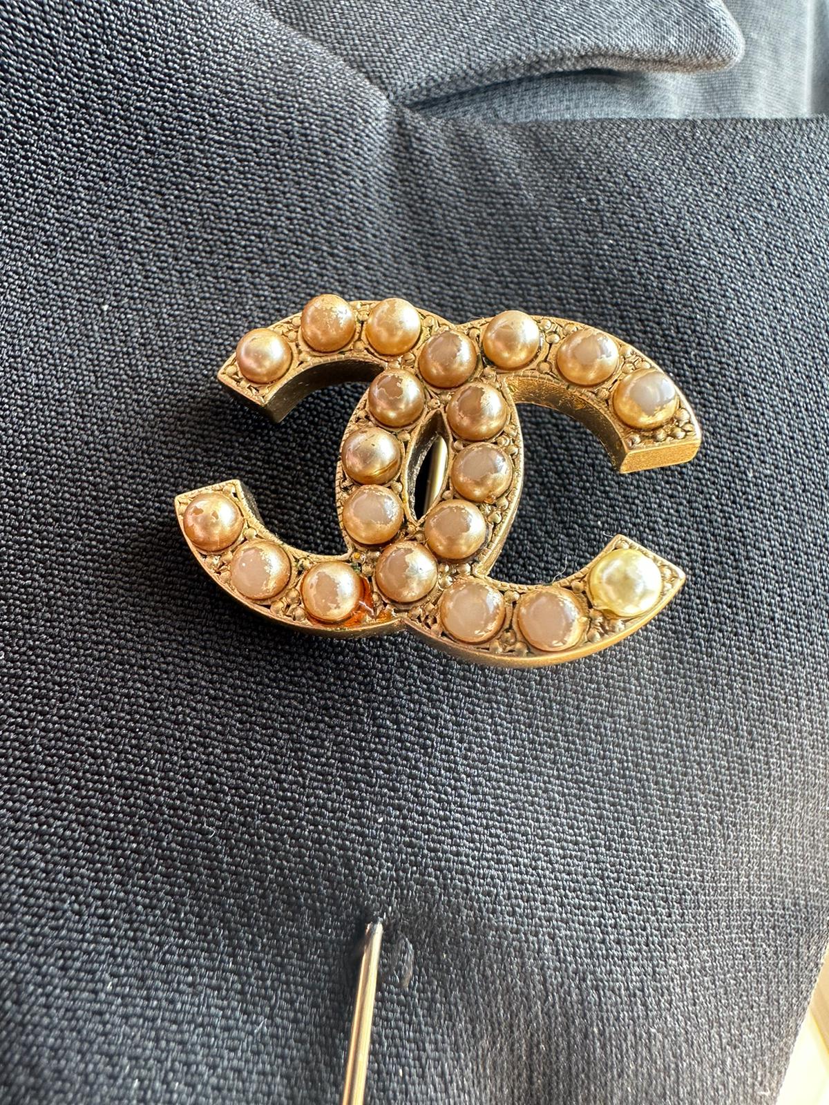 Vintage Chanel Brooch (spilla)