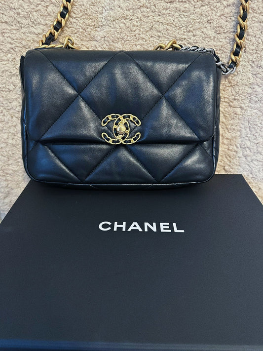 Chanel 19 nera