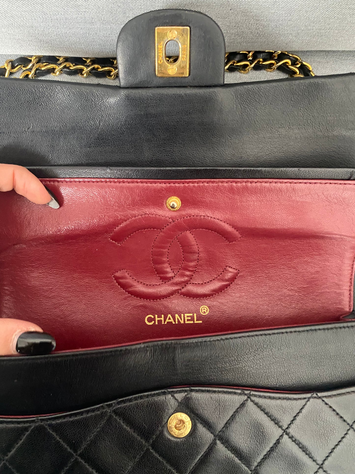 Chanel Classic media