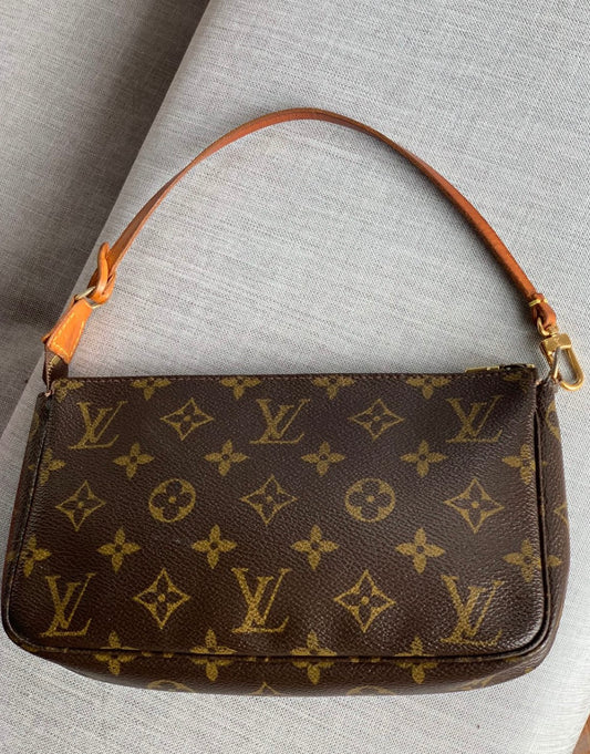 Pochette accessories Louis Vuitton